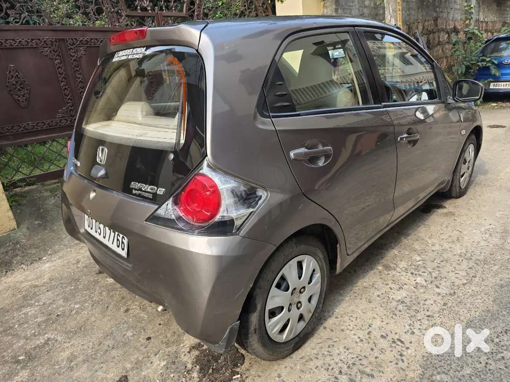 Honda Brio Mt 2013