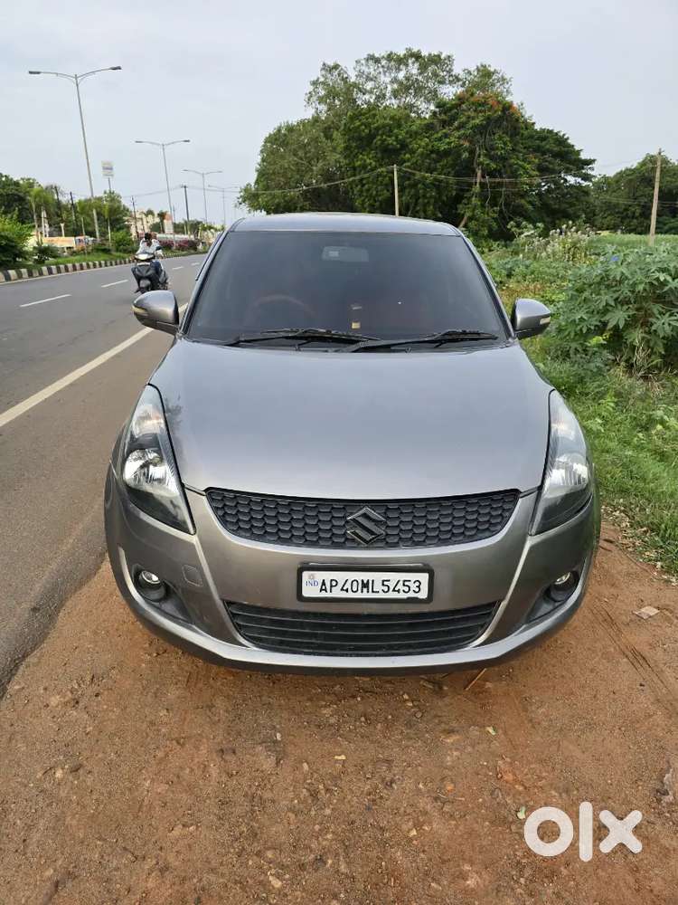 Maruti Suzuki Swift 1.2 Vxi 2013 Year