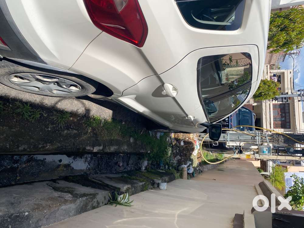 Ford Ecosport Trend Diesel White Colour