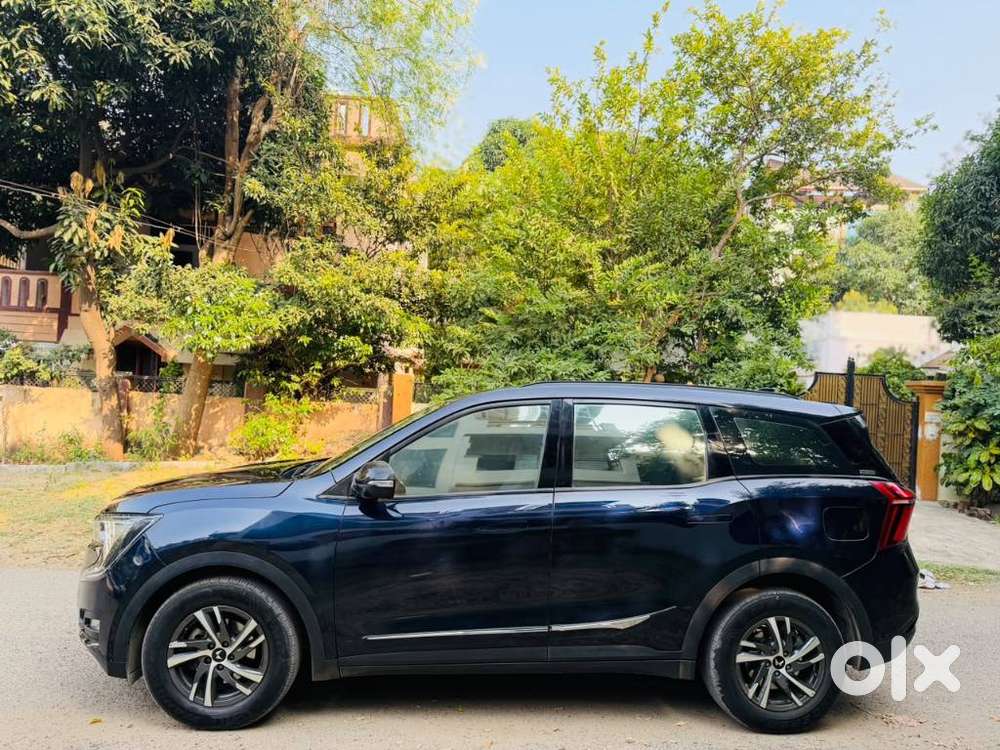 Mahindra Xuv700 2.2 Ax 5 Diesel At 7 Str, 2025, Diesel
