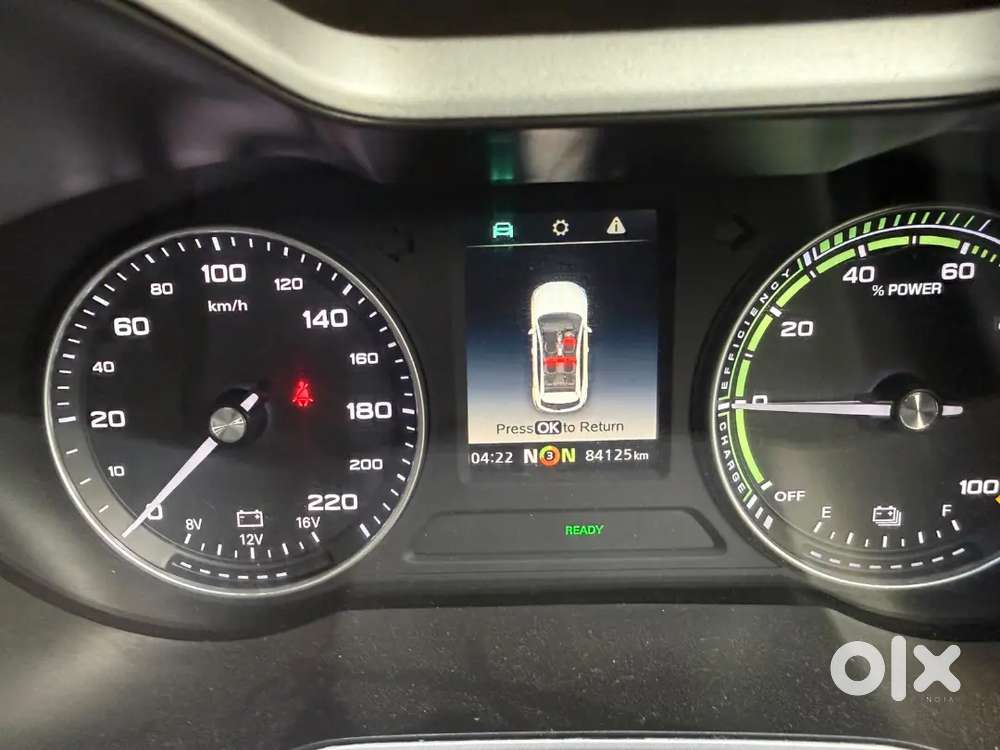 Mg Zs Ev Red