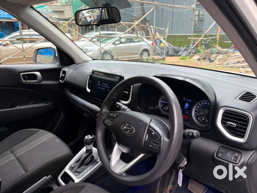 Hyundai Venue S Turbo Dct, 2021, Petrol
