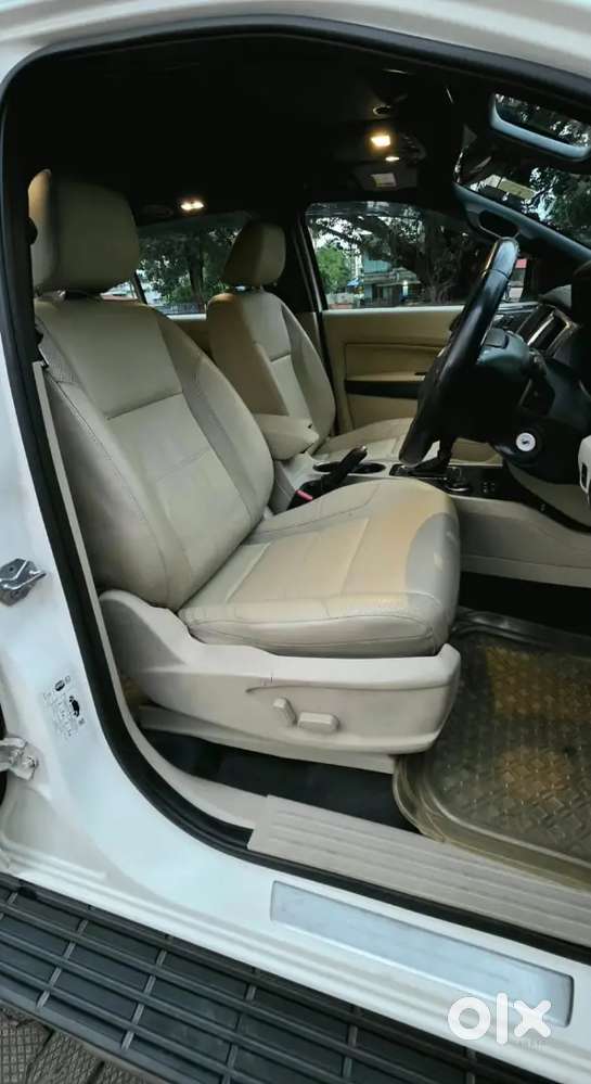2018 Ford Endeavour Titanium 3.2 Auto 4x4