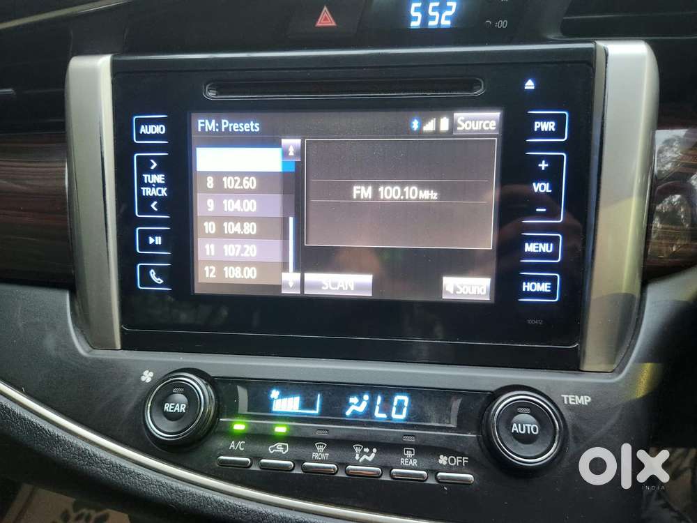 Toyota Innova Crysta 2.4 Vx Mt, 2016, Diesel
