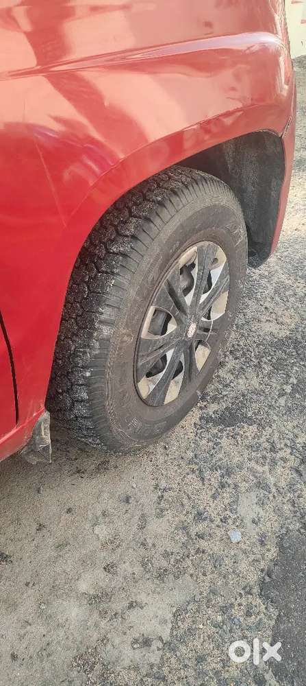 Mahindra Tuv 300 2017