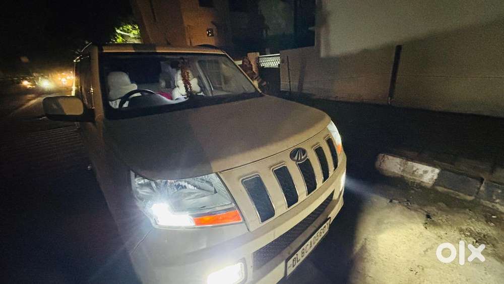 Mahindra Tuv 300 2017 Diesel Well Maintained
