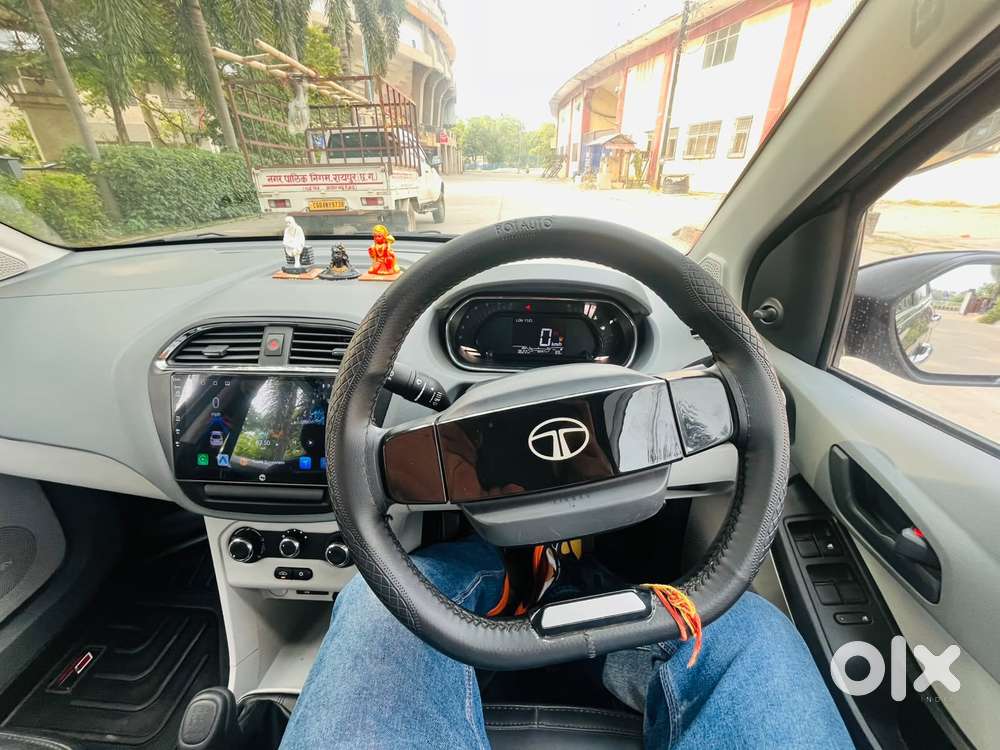 Tata Tiago 1.2 Revotron Xm, 2025, Petrol