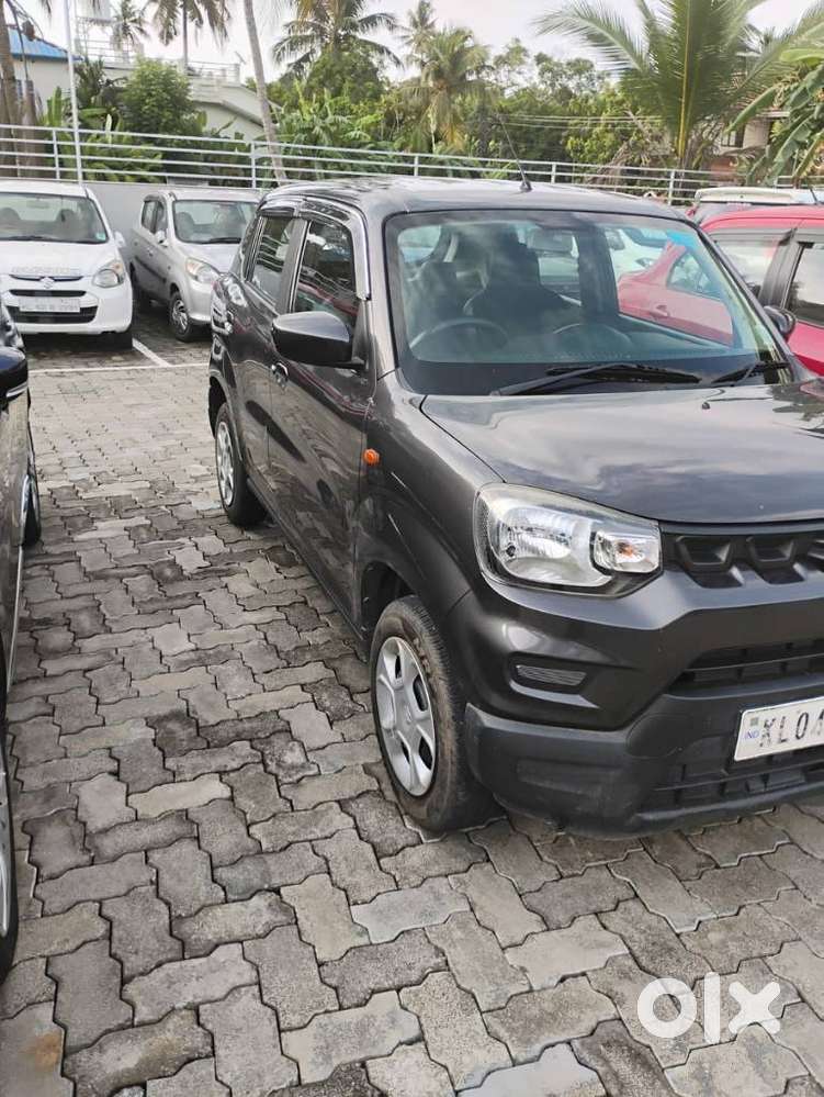Maruti Suzuki S-presso Vxi Plus, 2022, Petrol