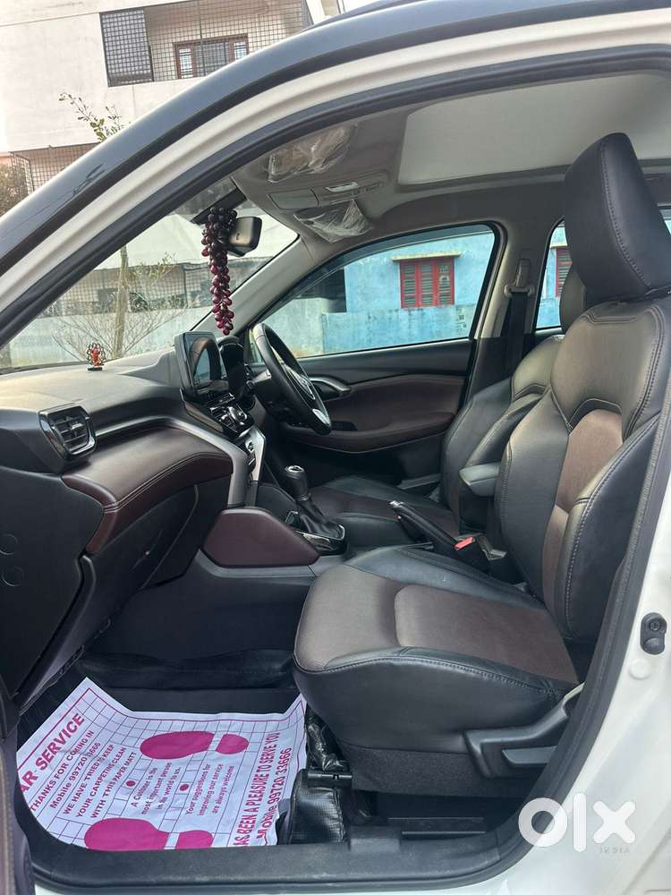 Maruti Suzuki Grand Vitara Smart Hybrid Alpha, 2024, Petrol