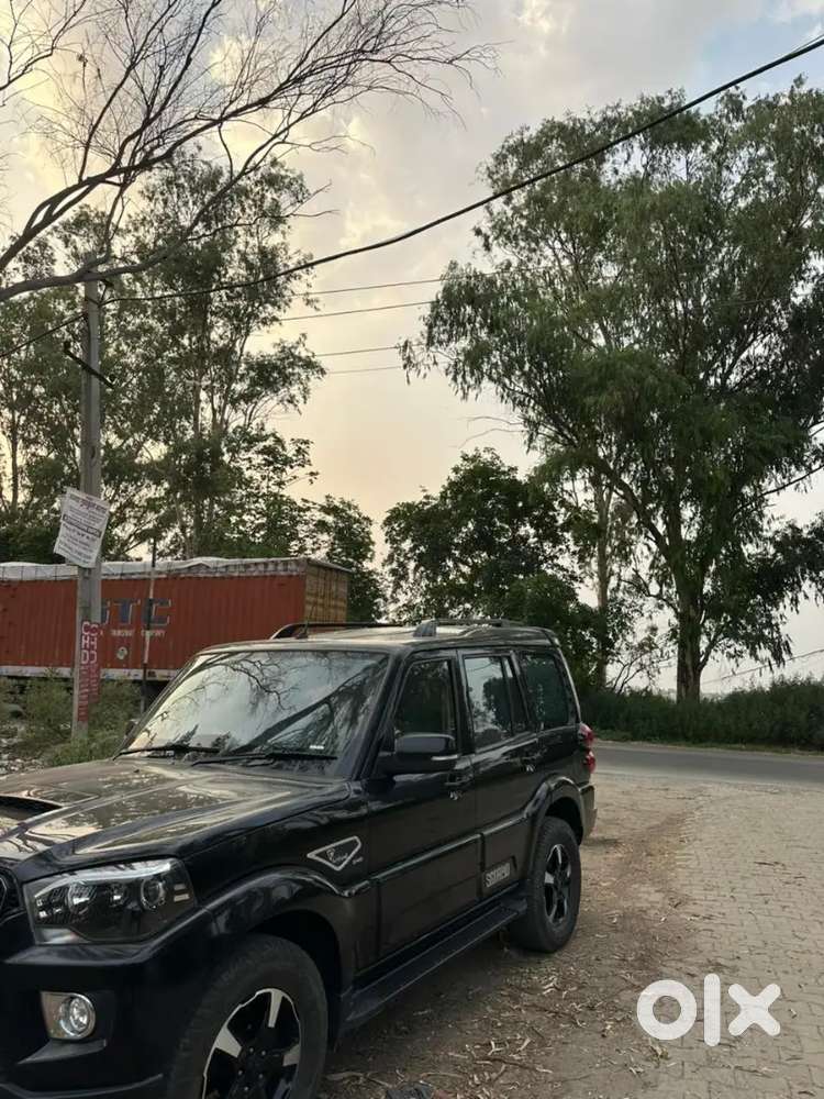 Mahindra Scorpio Classic 2019 Diesel 85000 Km Driven