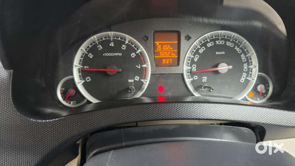Maruti Suzuki Swift Dzire, 2014, Petrol