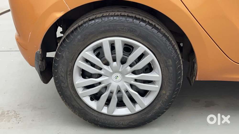 Tata Tiago Xz, 2017, Petrol