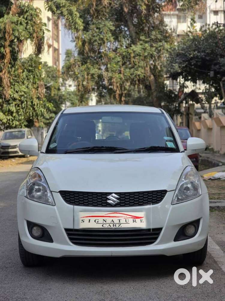 Maruti Suzuki Swift Lxi Option, 2015, Petrol