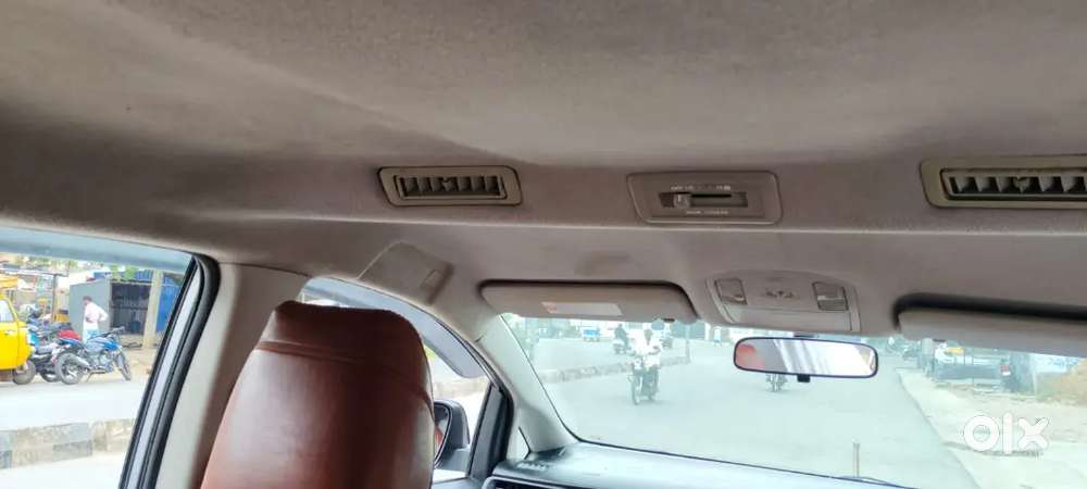 Toyota Innova Crysta Diesel 2017