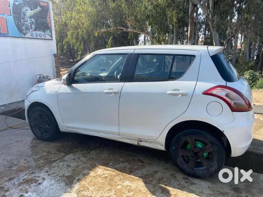 Maruti Suzuki Swift 2012 Diesel 238000 Km Driven