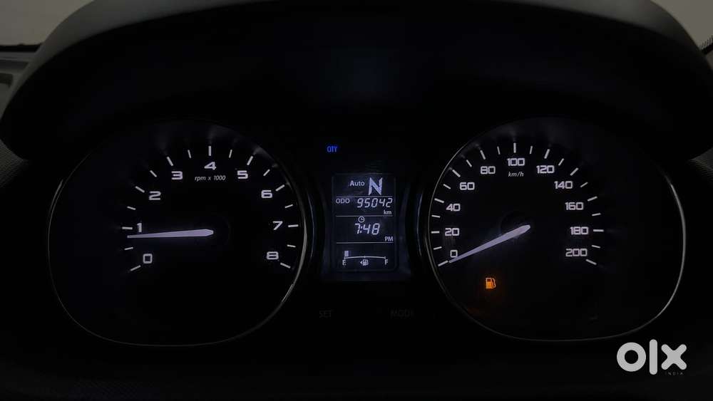 Tata Tigor Xza, 2018, Petrol