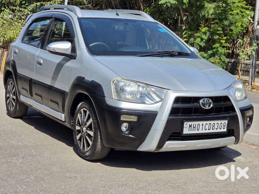 Toyota Etios Cross 1.2l G, 2016, Petrol
