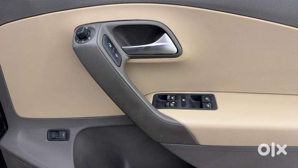 Volkswagen Vento 2010-2013 Petrol Highline At, 2017, Petrol