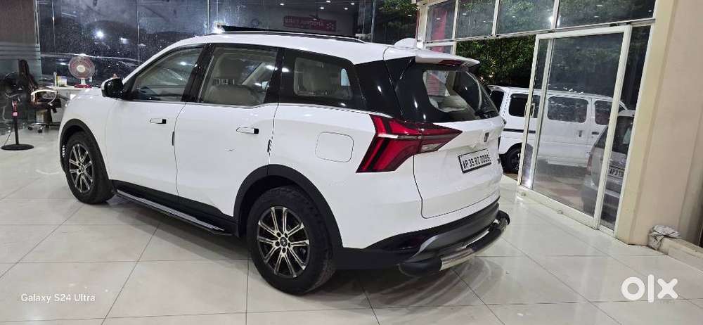 Mahindra Xuv700 2.2 Ax 7 Diesel At Str Awd, 2022, Diesel