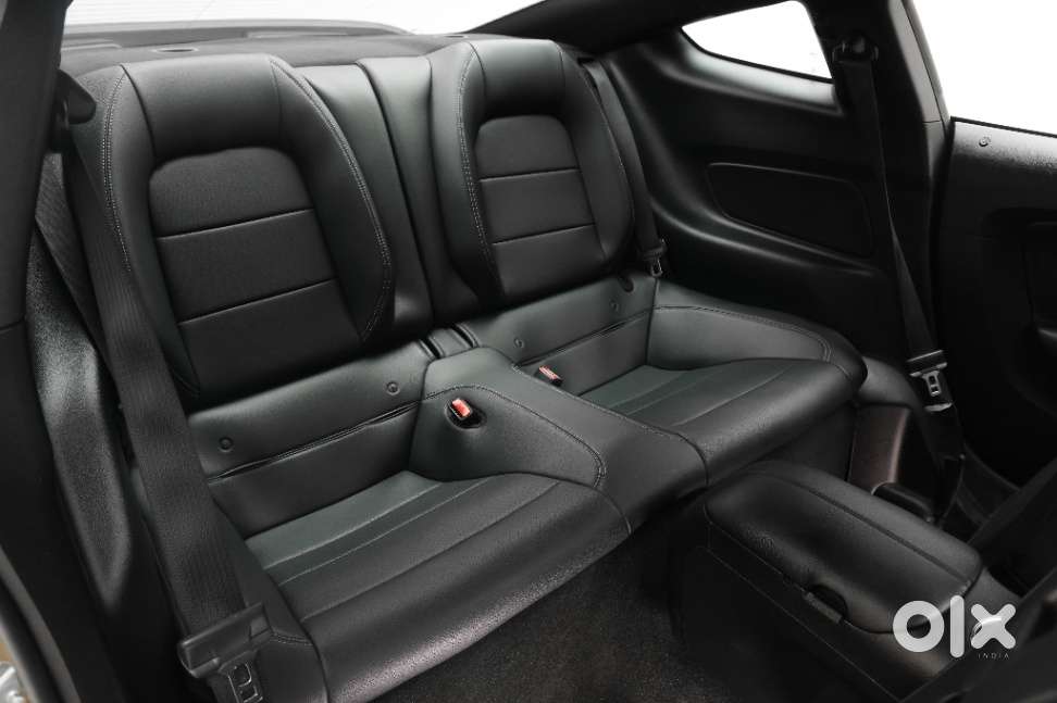 Ford Mustang V8, 2018, Petrol