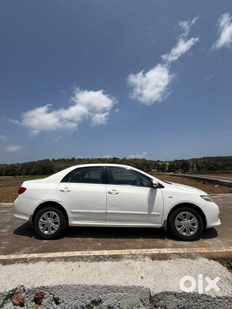 Toyota Corolla Altis 2009 Petrol Well Maintained