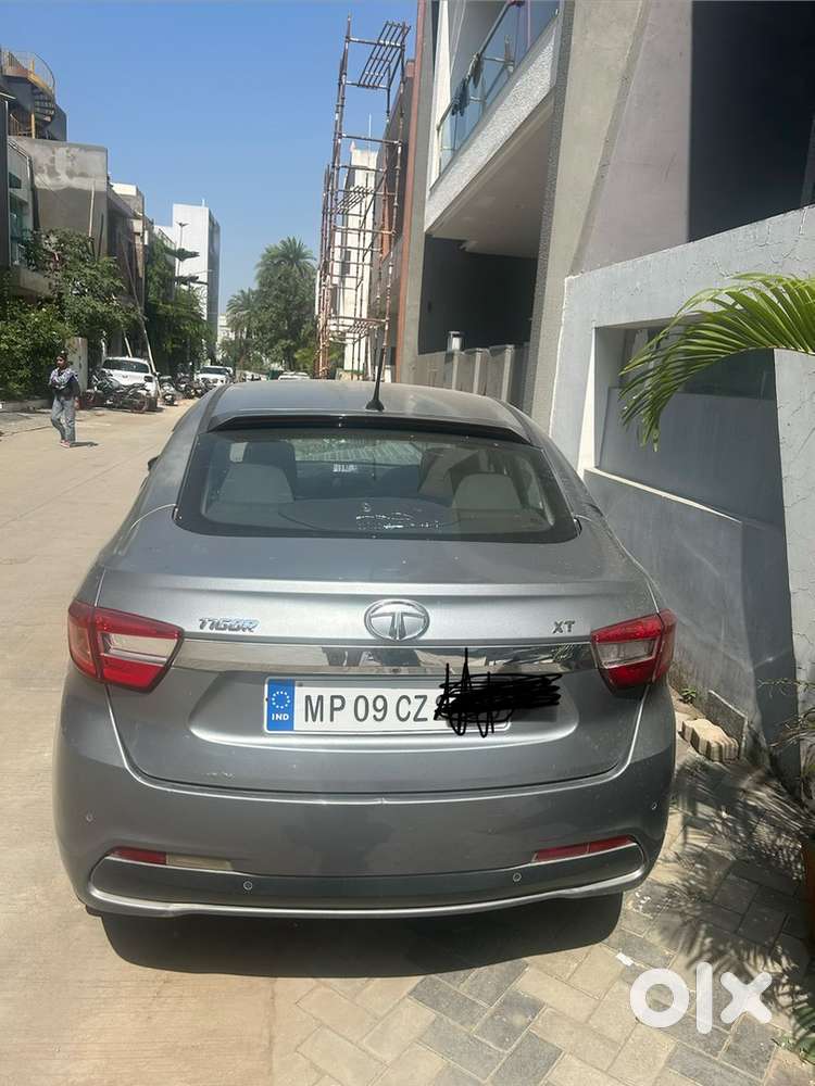 Tata Tigor Petrol 2018