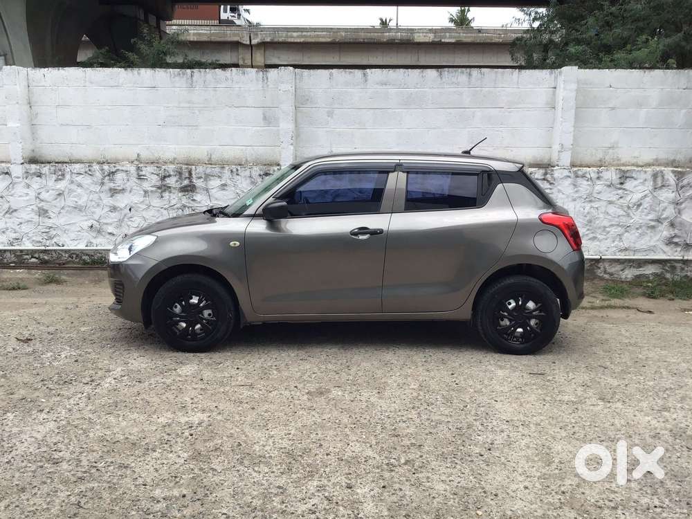 Maruti Suzuki Swift 1.2 Lxi (o), 2021, Petrol