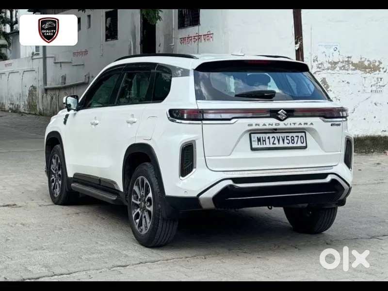 Maruti Suzuki Grand Vitara 1.5 Alpha Smart Hybrid Dual Tone, 2023, P..