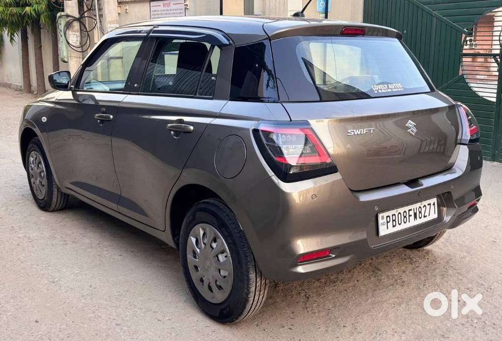 Maruti Suzuki Swift, 2025, Petrol