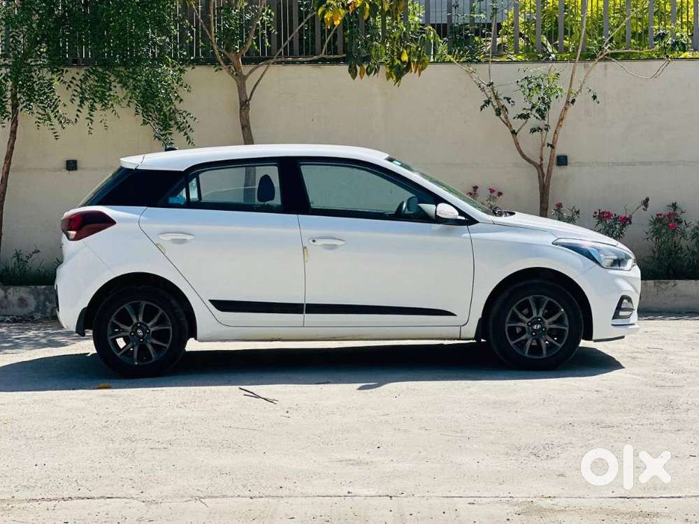 Hyundai I20 Sportz Plus, 2020, Petrol