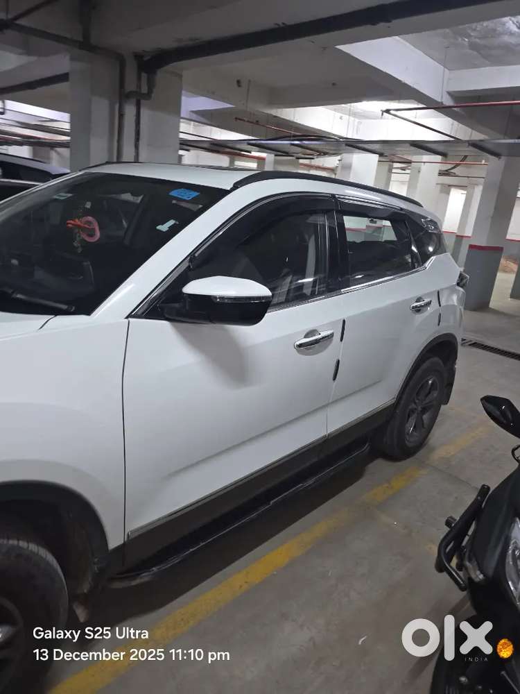Harrier White Color Full Great Condition
