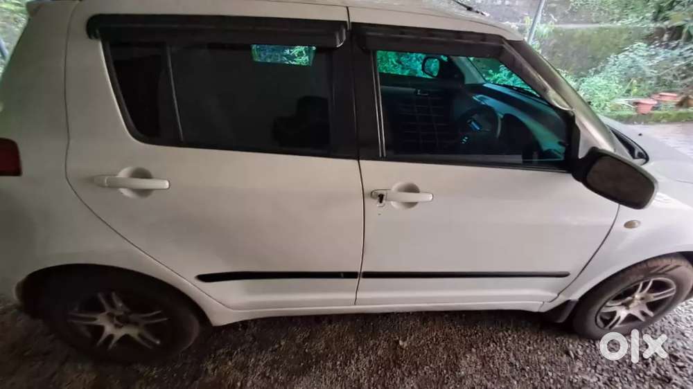 Maruti Suzuki Swift 2009 Year