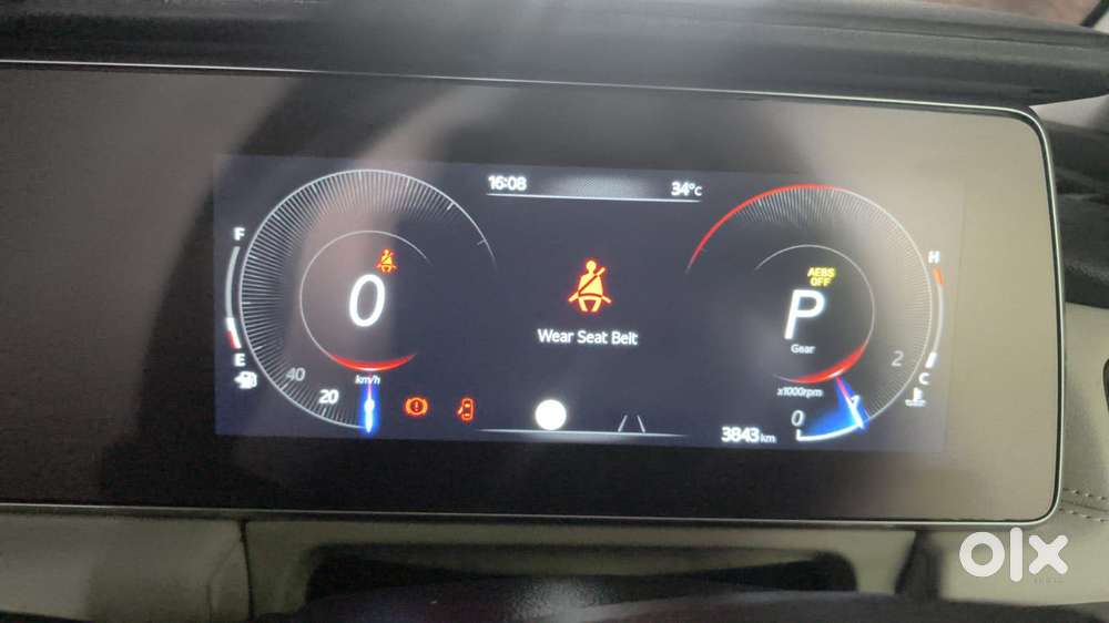 Mahindra Xuv700 2.2 Ax 7 Diesel At Str, 2025, Diesel