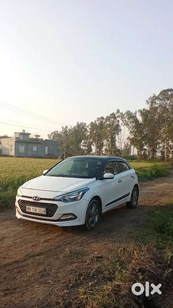 Hyundai New I20 2015 Diesel 150000 Km Driven