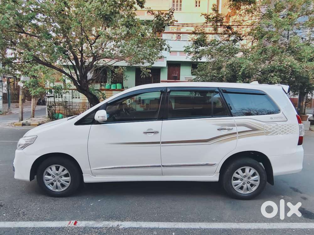 Toyota Innova 2.5 Gx 7 Seater Bs Iv, 2015, Diesel