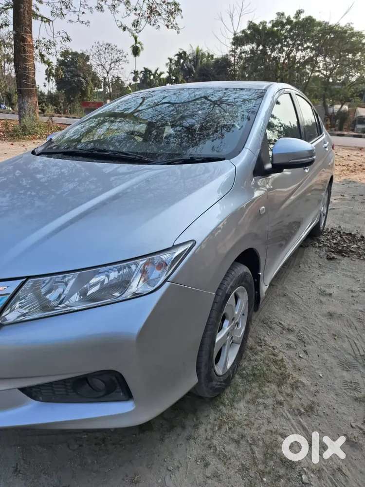 Honda City 2014 Diesel 125000 Km Driven On Service Record