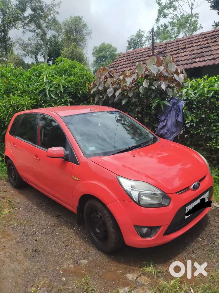 Ford Figo 2010 Petrol 115000 Km Driven