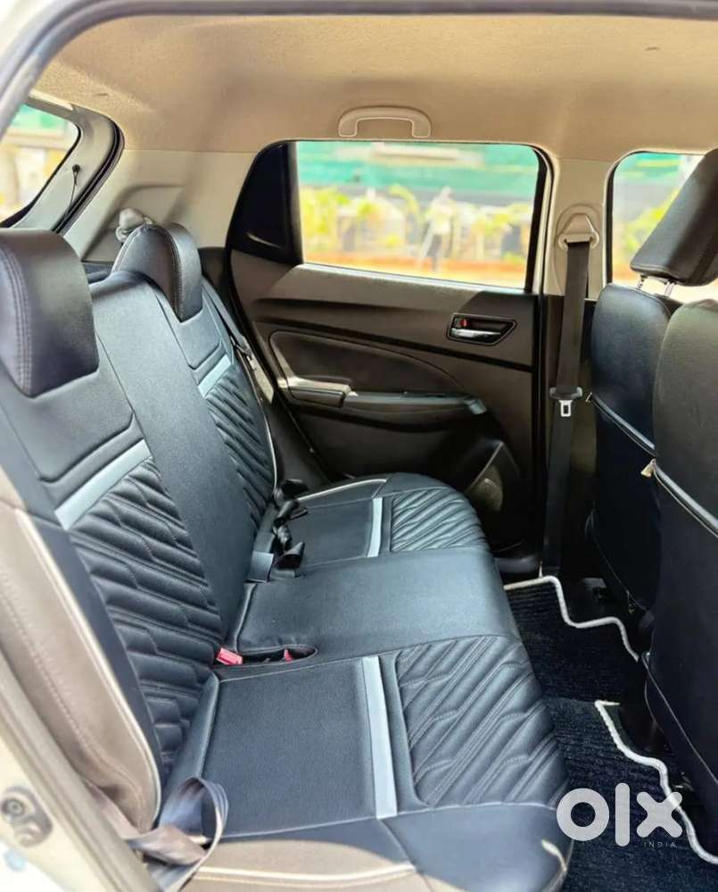 Maruti Suzuki Swift Vxi + Manual, 2022, Petrol