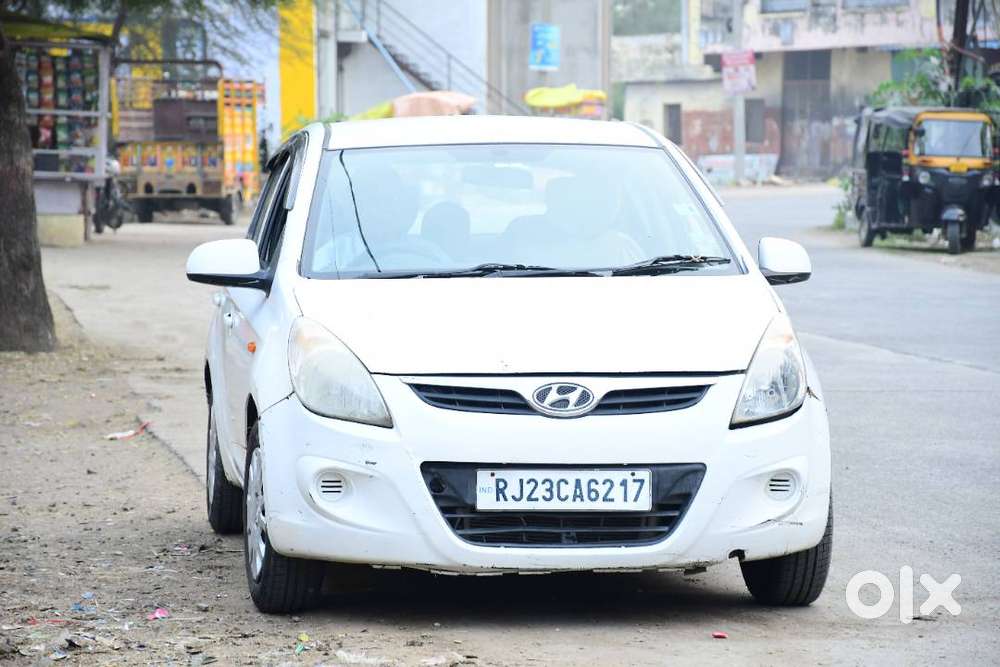 Hyundai I20 Magna Petrol 2011