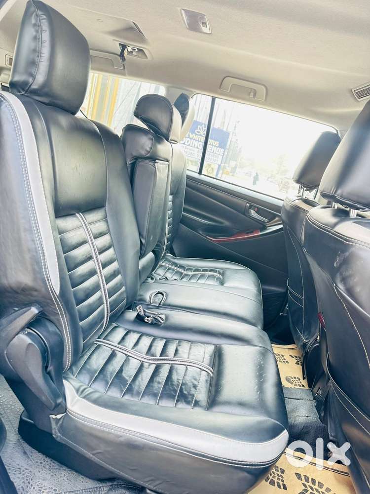 Toyota Innova Crysta