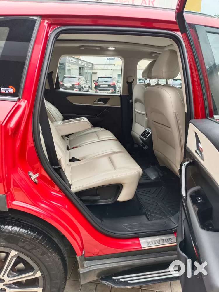 Mahindra Xuv700 2.2 Ax 7 Diesel At Luxury Pack Str Awd, 2022, Diesel