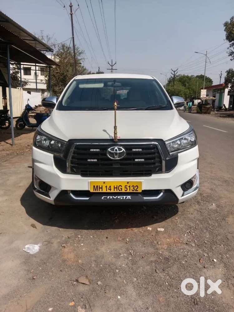 Toyota Innova Crysta 2019