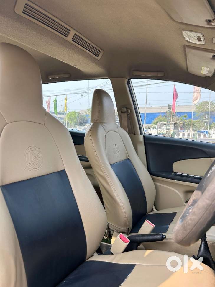 Honda Mobilio, 2014, Diesel