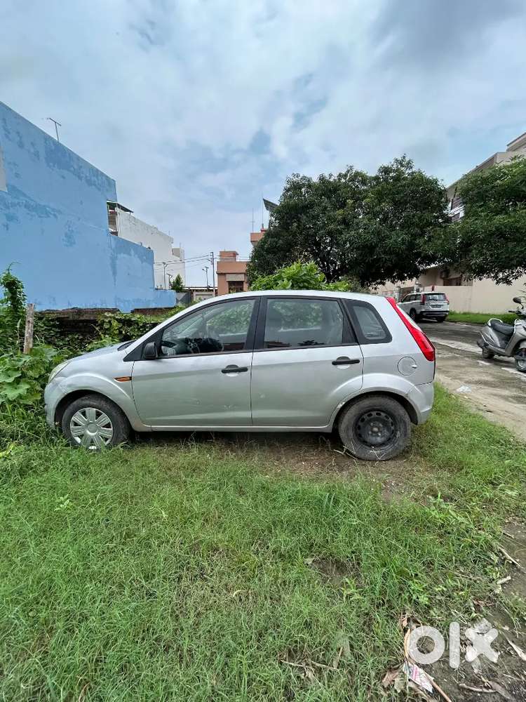 Ford Figo Petrol Exi 2012