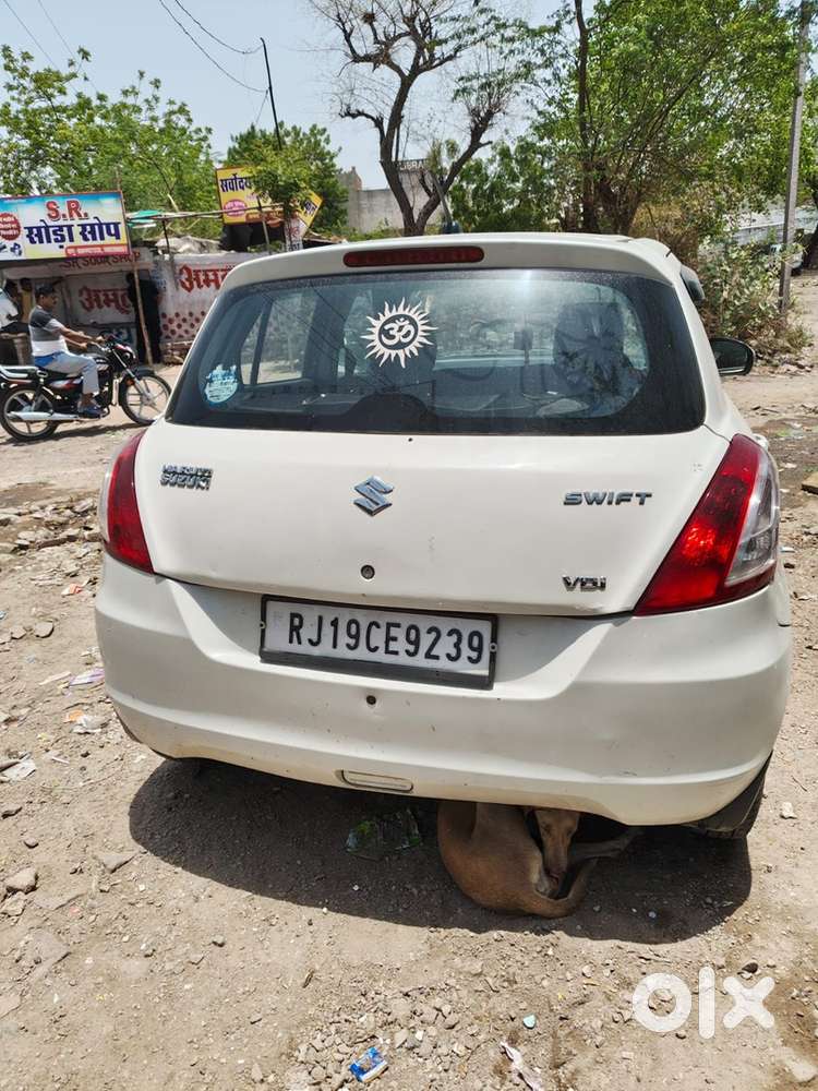 Maruti Suzuki Swift Manual 2nd Owner 2013