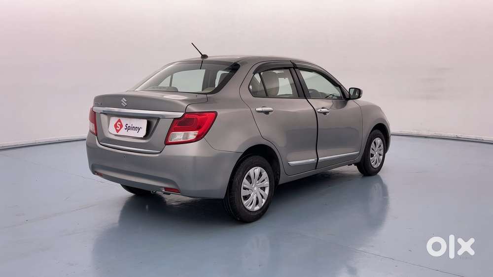 Maruti Suzuki Dzire 1.2 Vxi, 2022, Petrol