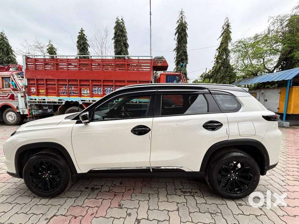 Maruti Suzuki Grand Vitara 1.5 Delta Smart Hybrid, 2024, Petrol