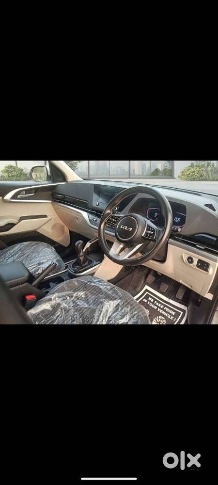 Kia Carens 1.4 Prestige 7 Str, 2022, Petrol