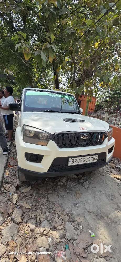 Mahindra Scorpio S6 Plus 2016 Diesel Manual