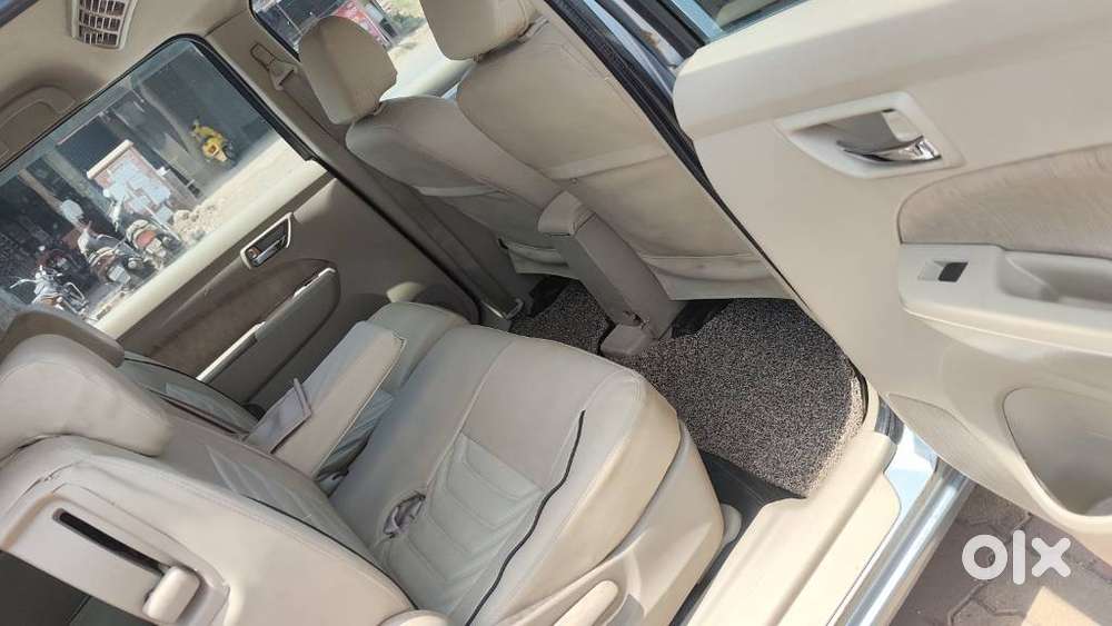 Maruti Suzuki Ertiga Vxi Shvs, 2013, Petrol